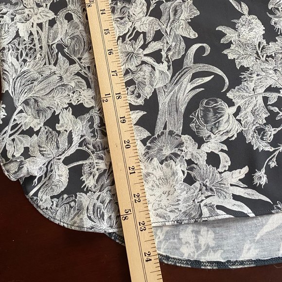 Ann Taylor Loft Womens Floral Print Short Sleeve Top XXSP Gray & White Career - Picture 6 of 8